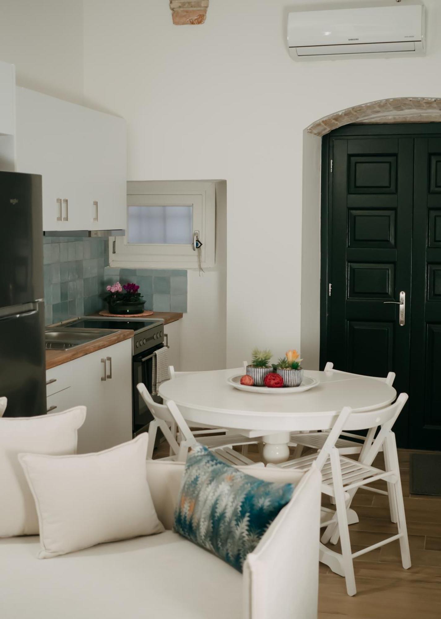 Lenko Bianco Studio By Estia Corfu  Bagian luar foto